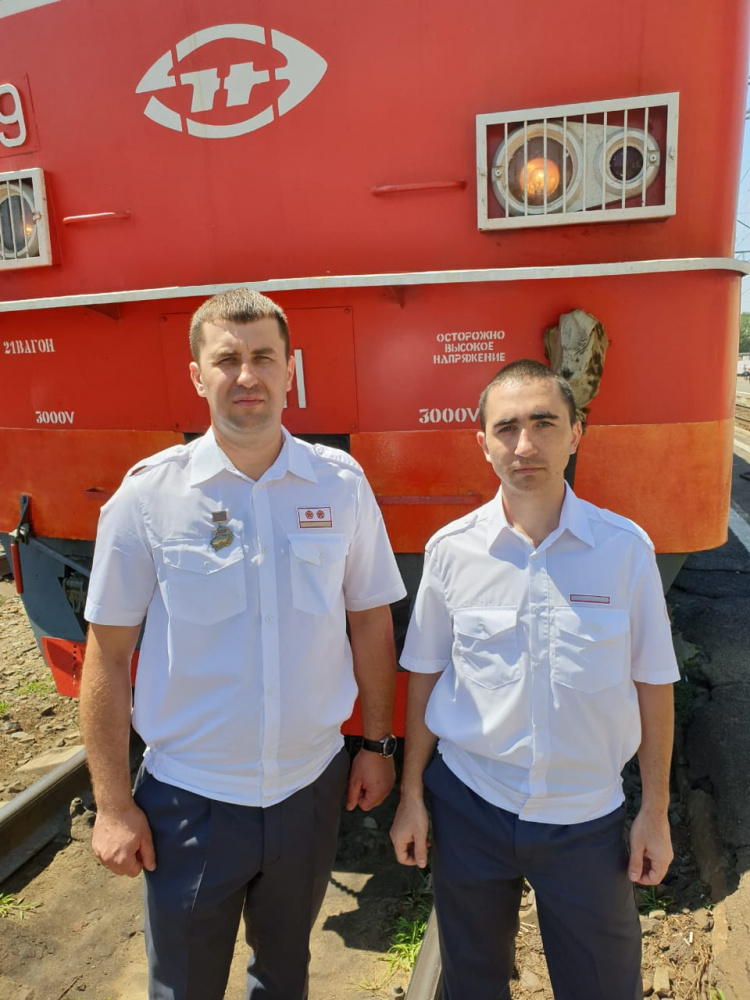 Михаил Комаров и Дмитрий Цаканян (слева направо).jpg