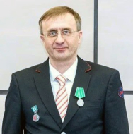 Развивает сибирскую связь Развивает сибирскую связь