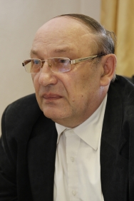 Владимир  Козеев