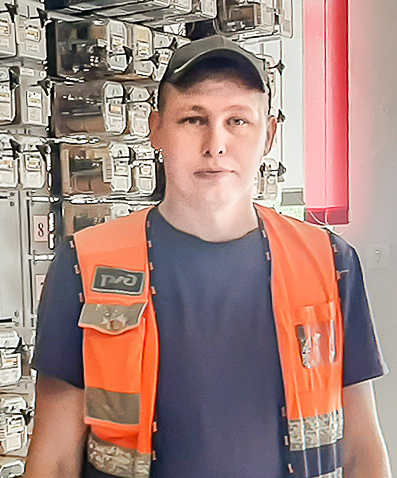 За сорок сантиметров до схода
