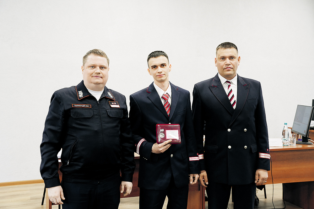 10.04.26 6 полоса подвал.jpg