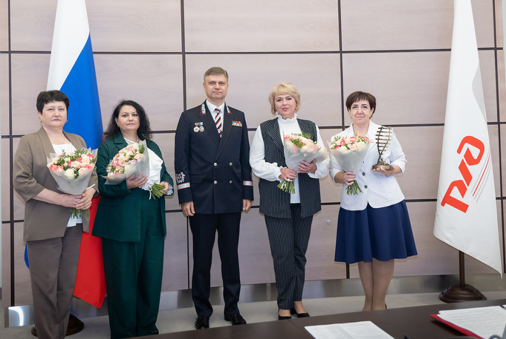 Вся династия.jpg Вся династия.jpg