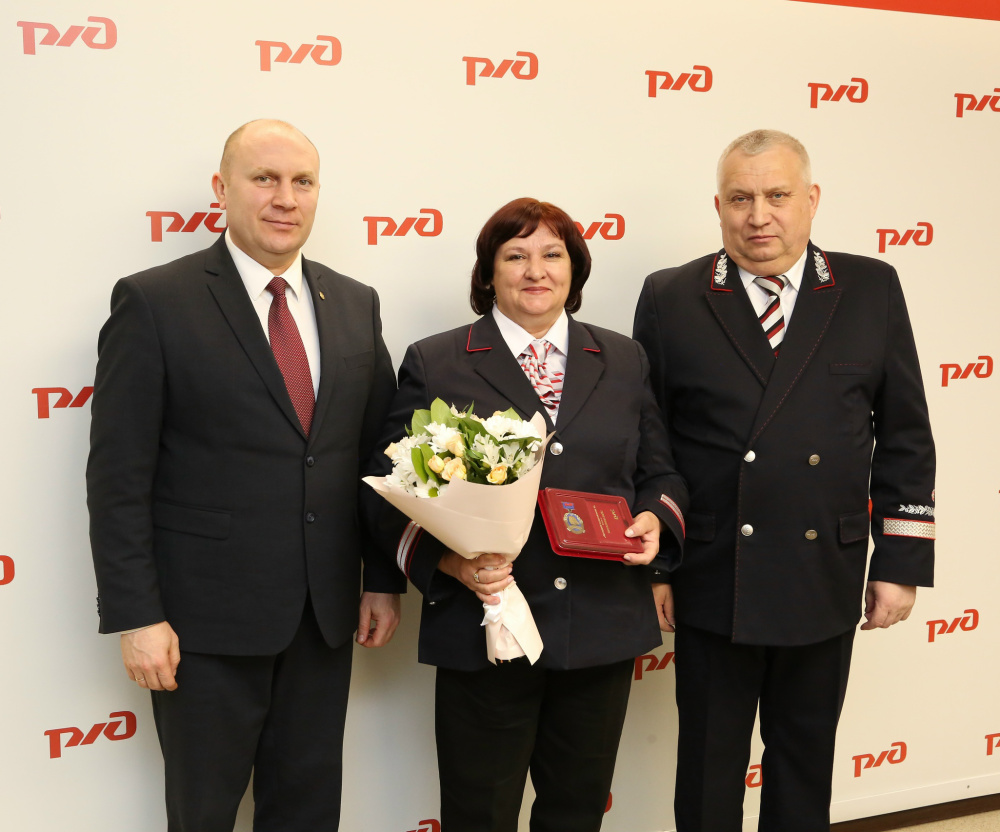 Янюшкина2.jpg