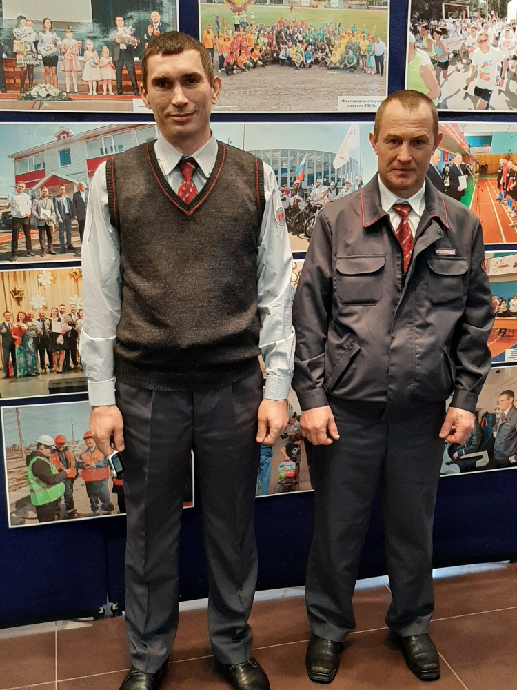 Денис Королёв (слева) и Евгений Фырнин.jpg