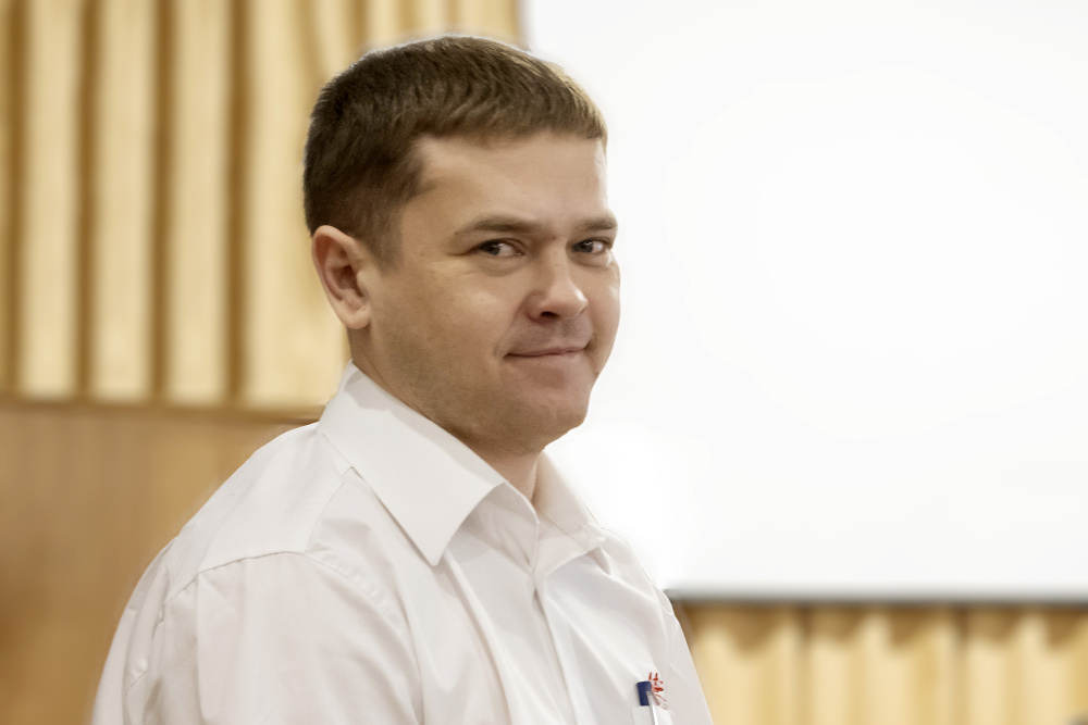 Машинист Артём Плетенцов.jpg